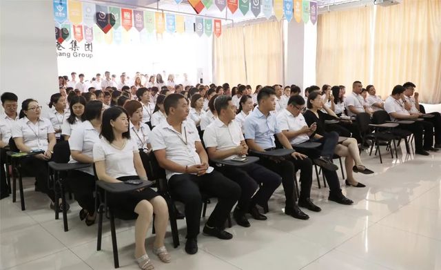 集團(tuán)七月份表彰會 集團(tuán)七月份表彰會